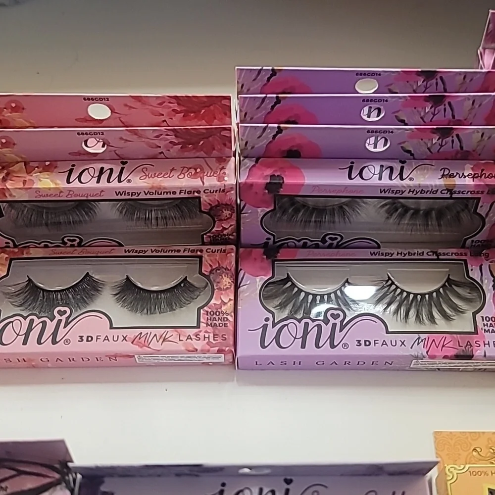 Ioni lashes - Picture 3 of 6